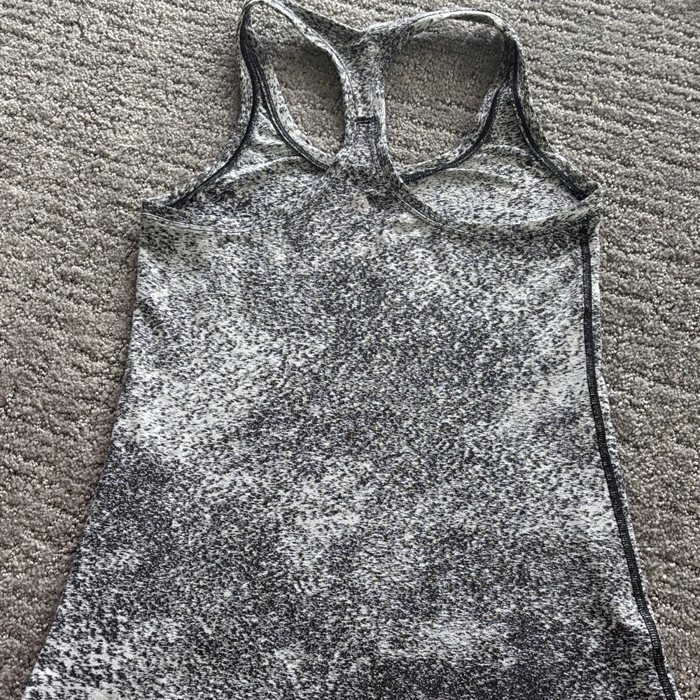 Lululemon Women's Gray Tank Top